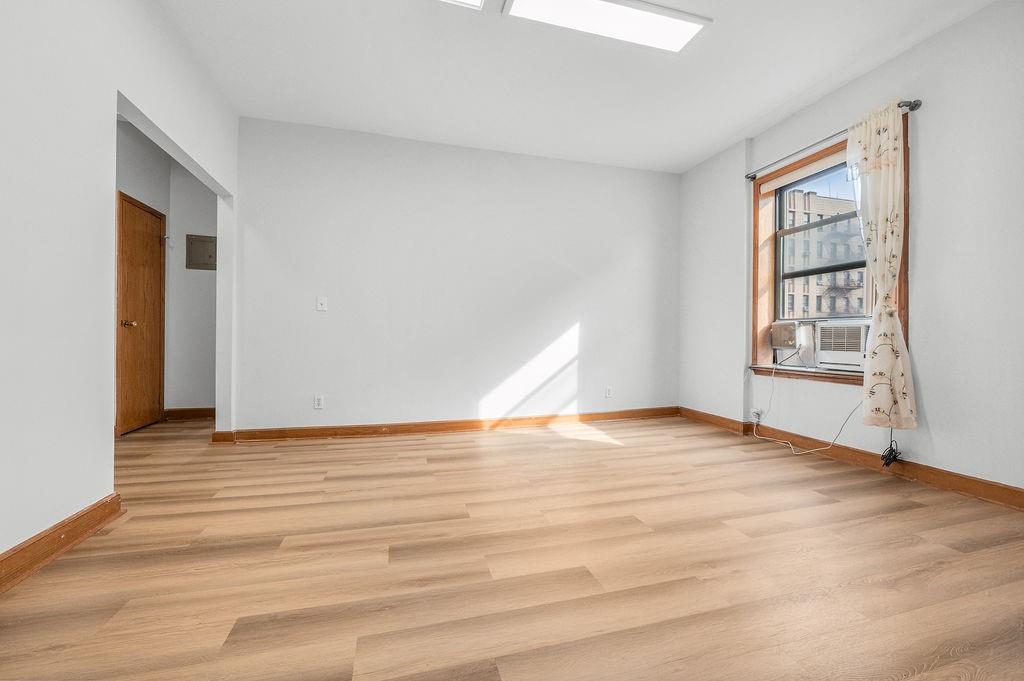 8320 Bay Parkway Bensonhurst Brooklyn NY 11214