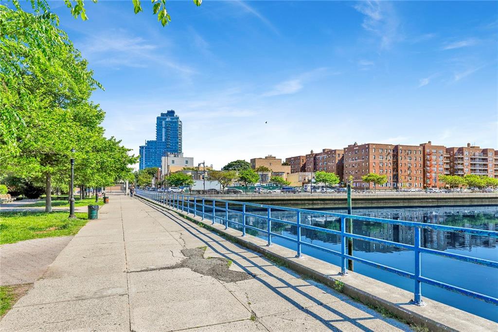 1625 Emmons Avenue Sheepshead Bay Brooklyn NY 11235