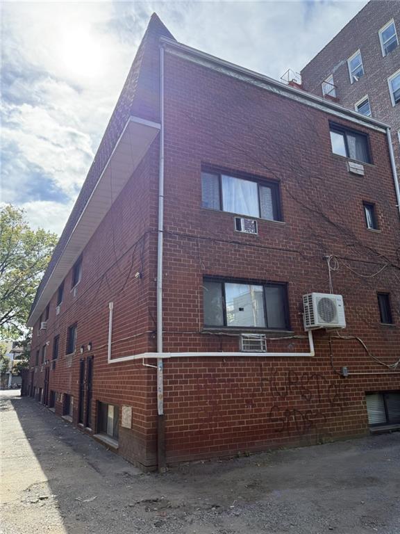 463 Avenue P Midwood Brooklyn NY 11223