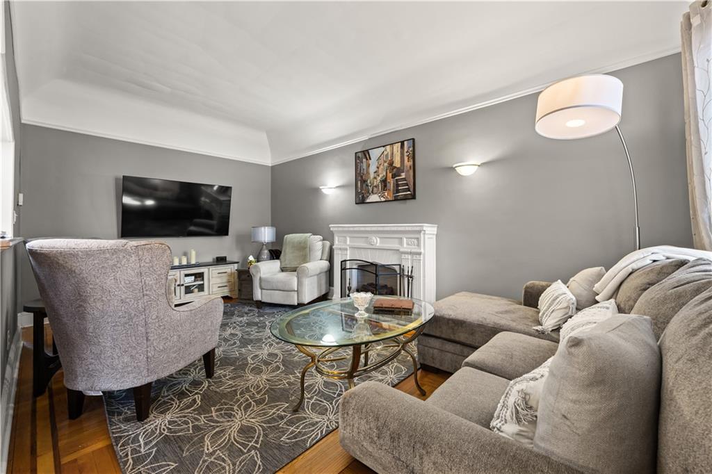 2724 East 27th Street Sheepshead Bay Brooklyn NY 11229