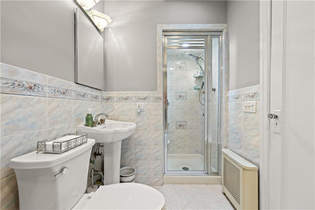 2724 East 27th Street Sheepshead Bay Brooklyn NY 11229