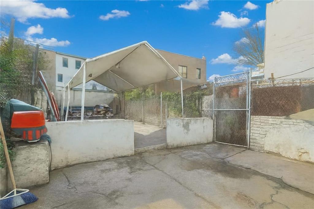 326 39th Street Sunset Park Brooklyn NY 11232