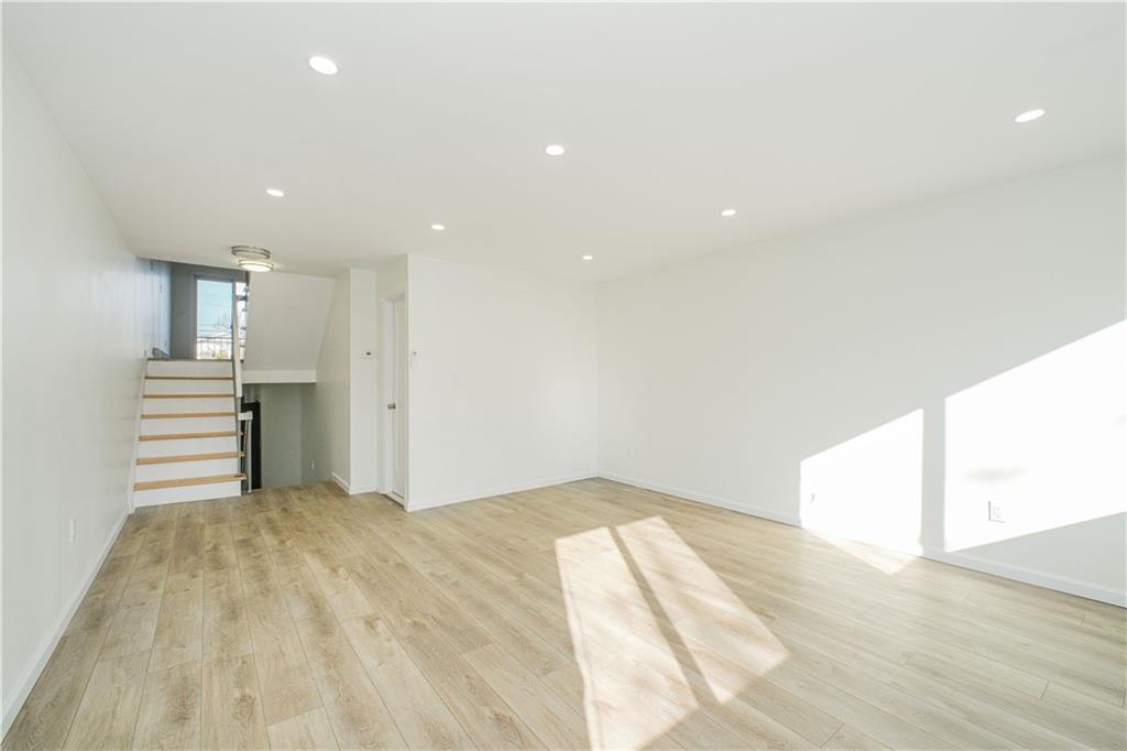 22 Oakville Street Willowbrook Staten Island NY 10314