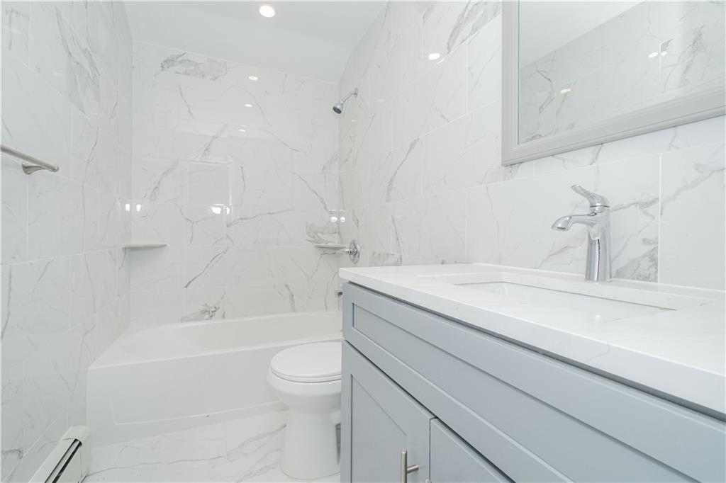 22 Oakville Street Willowbrook Staten Island NY 10314