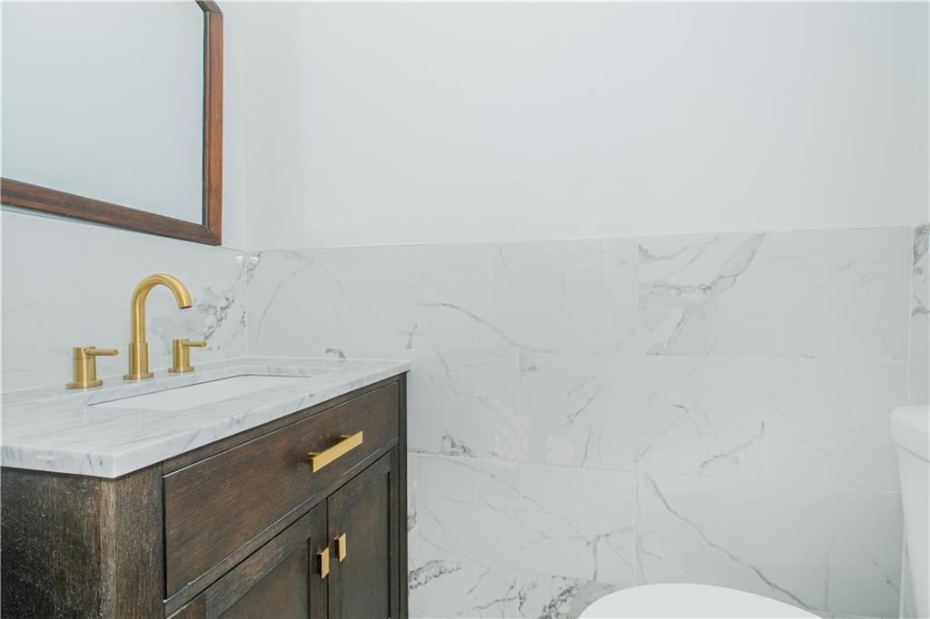 22 Oakville Street Willowbrook Staten Island NY 10314