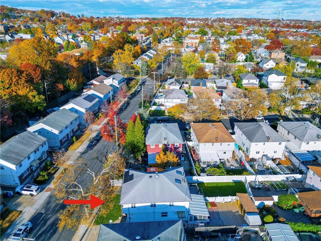 72 Zoe Street Staten Island NY 10305