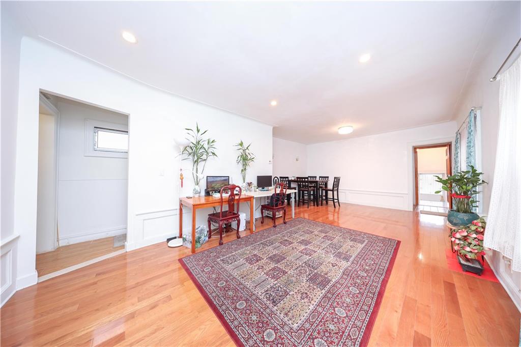 1571 West 2nd Street Bensonhurst Brooklyn NY 11204