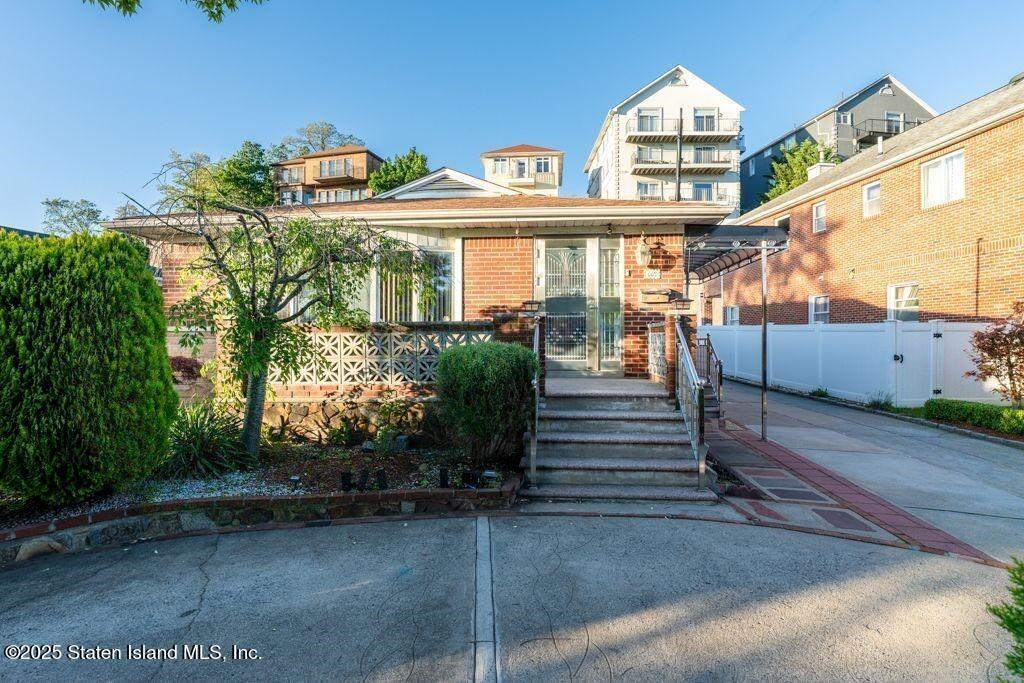 669 West Fingerboard Road Concord State Island NY 10305