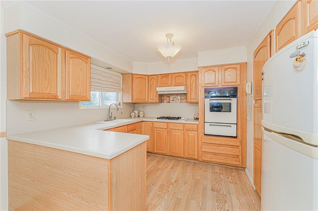 16 Bowling Green Place Bulls Head Staten Island NY 10314