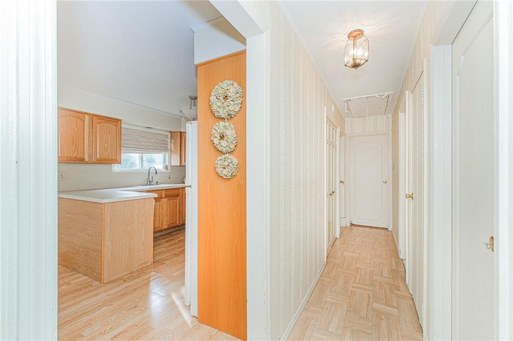 16 Bowling Green Place Bulls Head Staten Island NY 10314