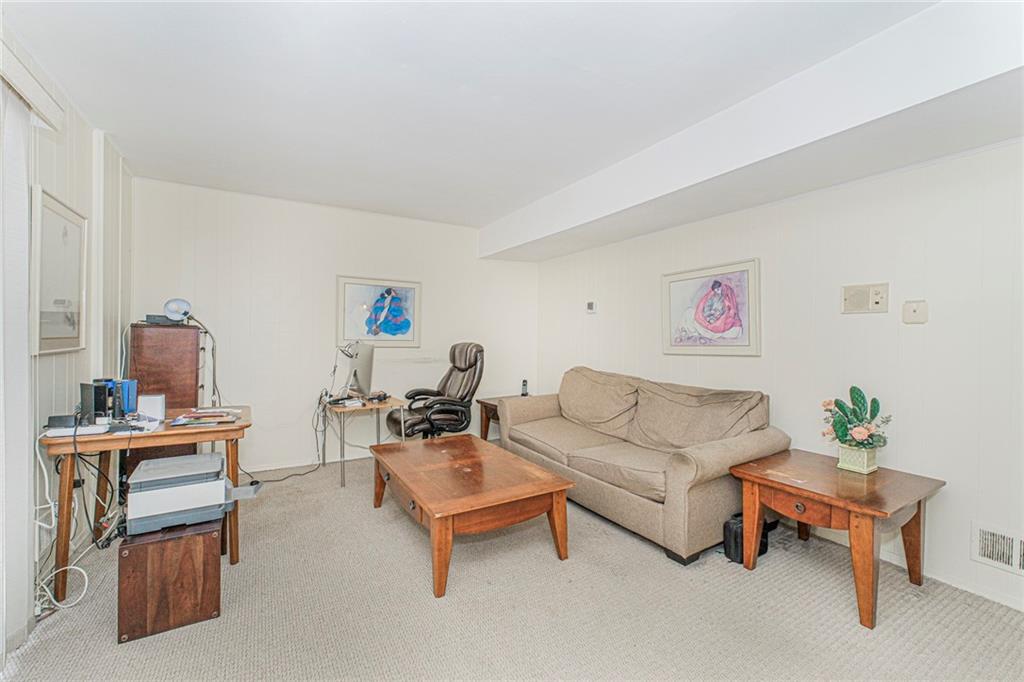 16 Bowling Green Place Bulls Head Staten Island NY 10314