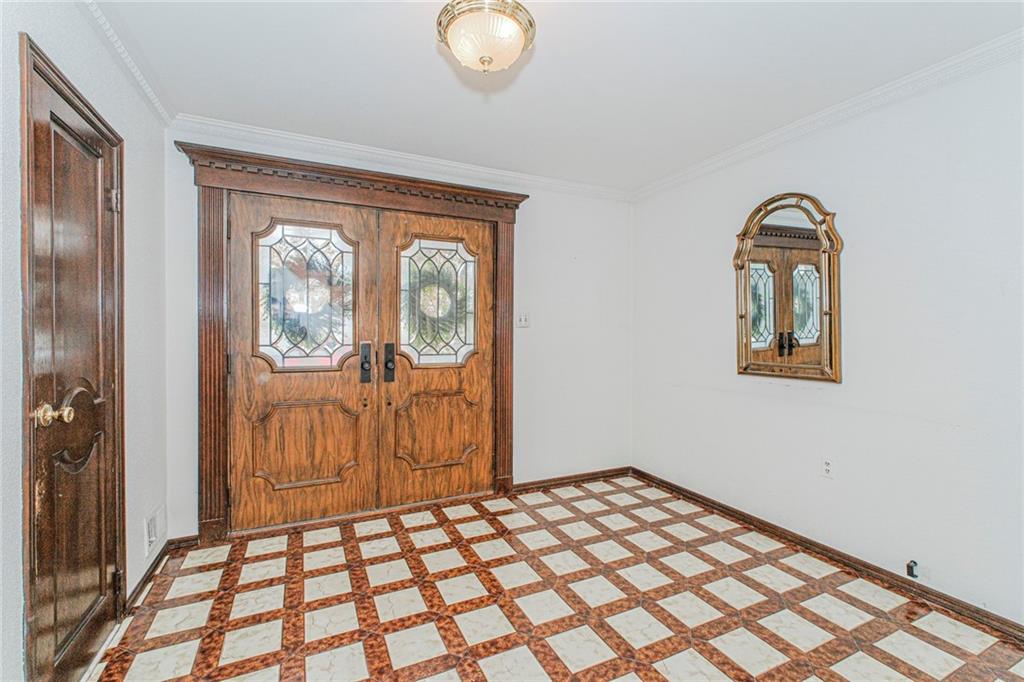 16 Bowling Green Place Bulls Head Staten Island NY 10314