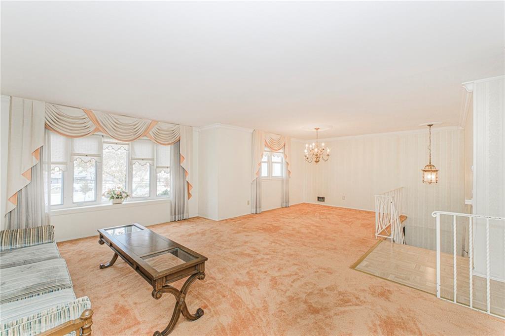 16 Bowling Green Place Bulls Head Staten Island NY 10314