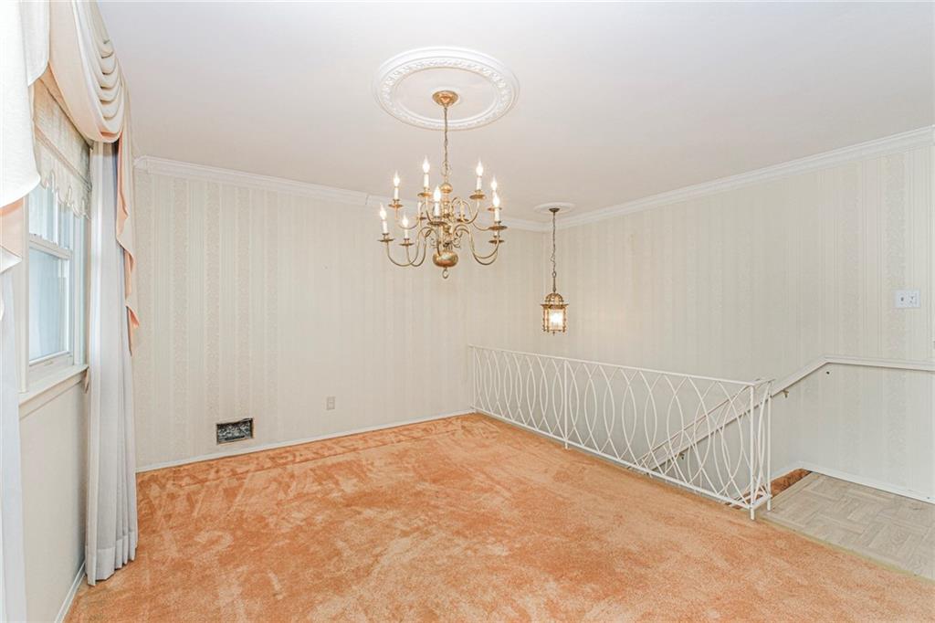 16 Bowling Green Place Bulls Head Staten Island NY 10314