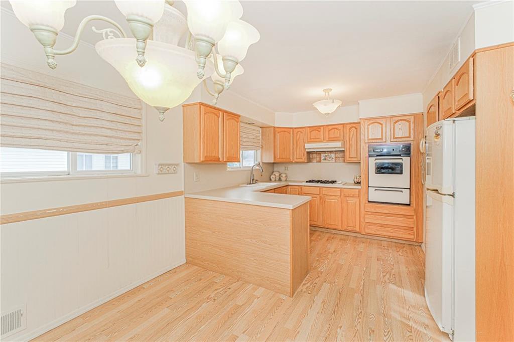 16 Bowling Green Place Bulls Head Staten Island NY 10314