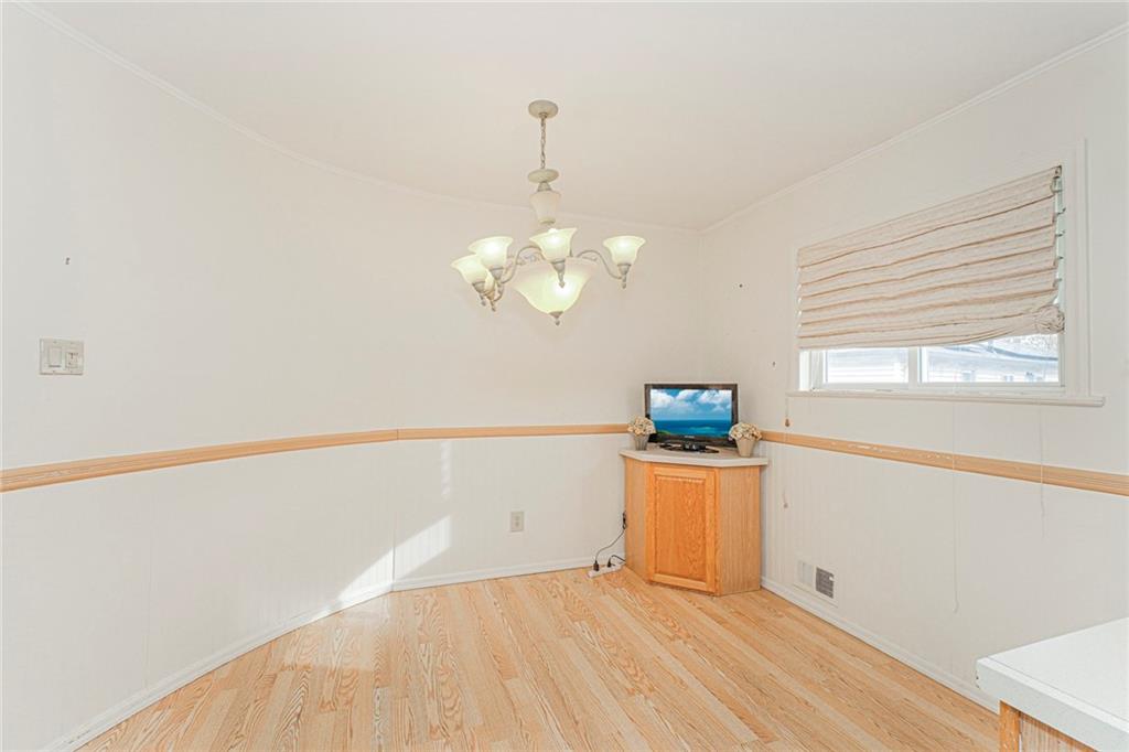 16 Bowling Green Place Bulls Head Staten Island NY 10314