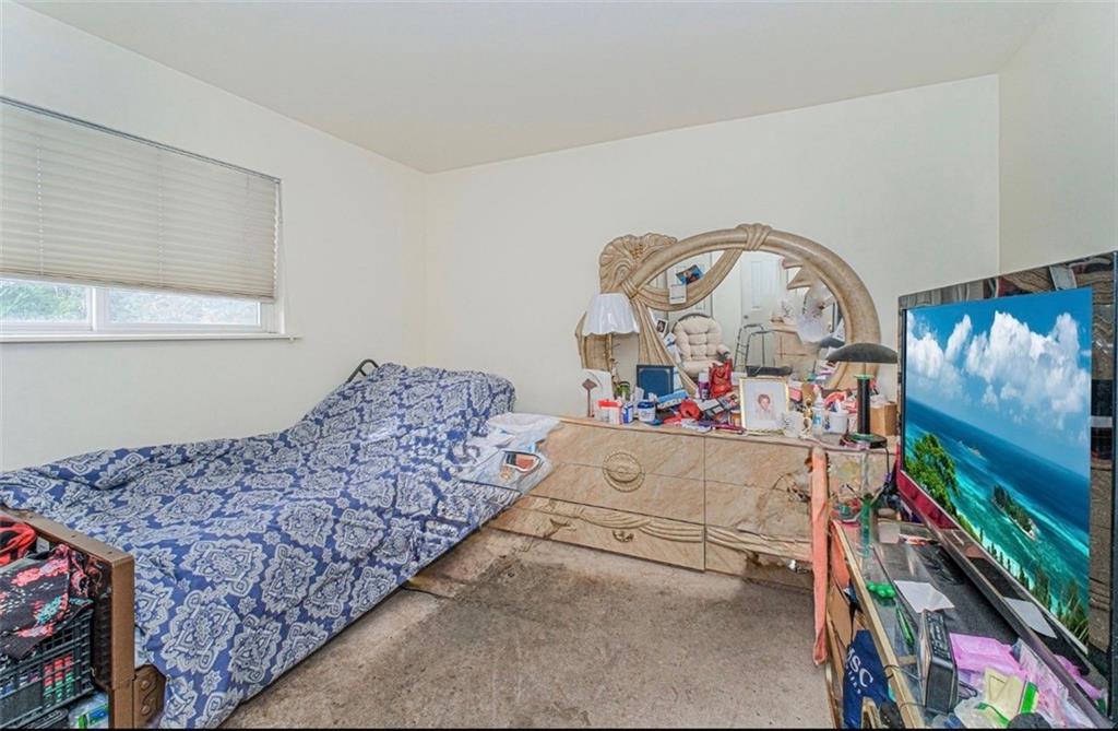 16 Bowling Green Place Bulls Head Staten Island NY 10314