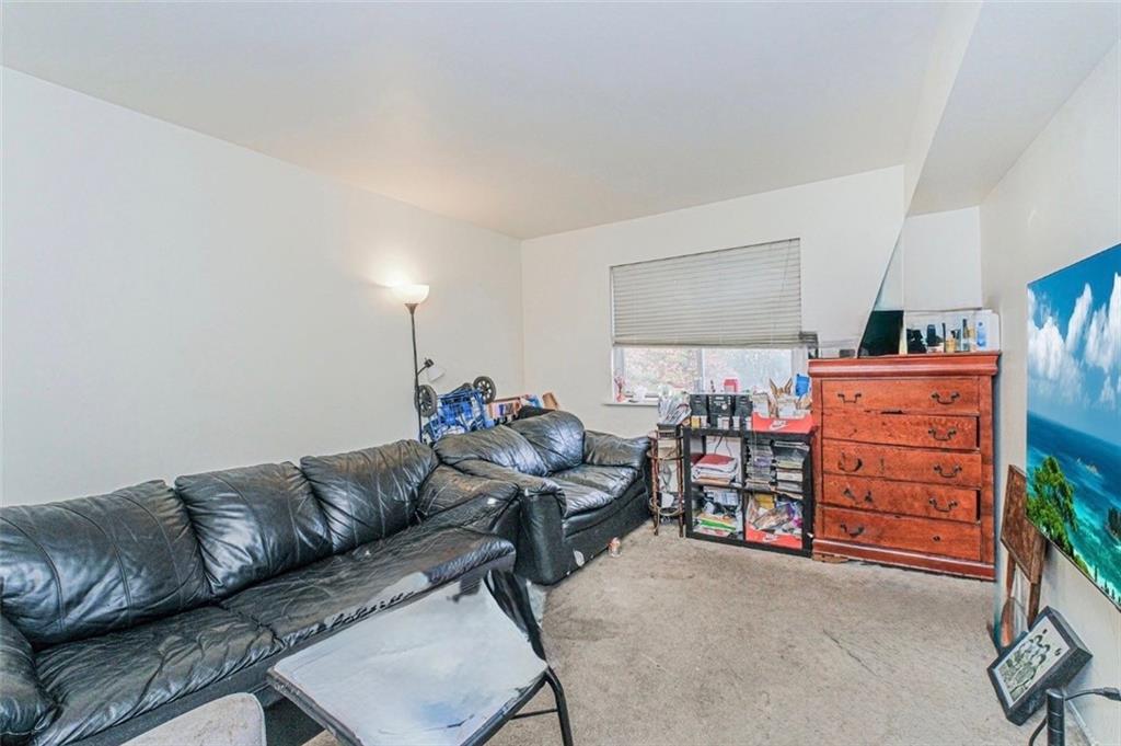 16 Bowling Green Place Bulls Head Staten Island NY 10314