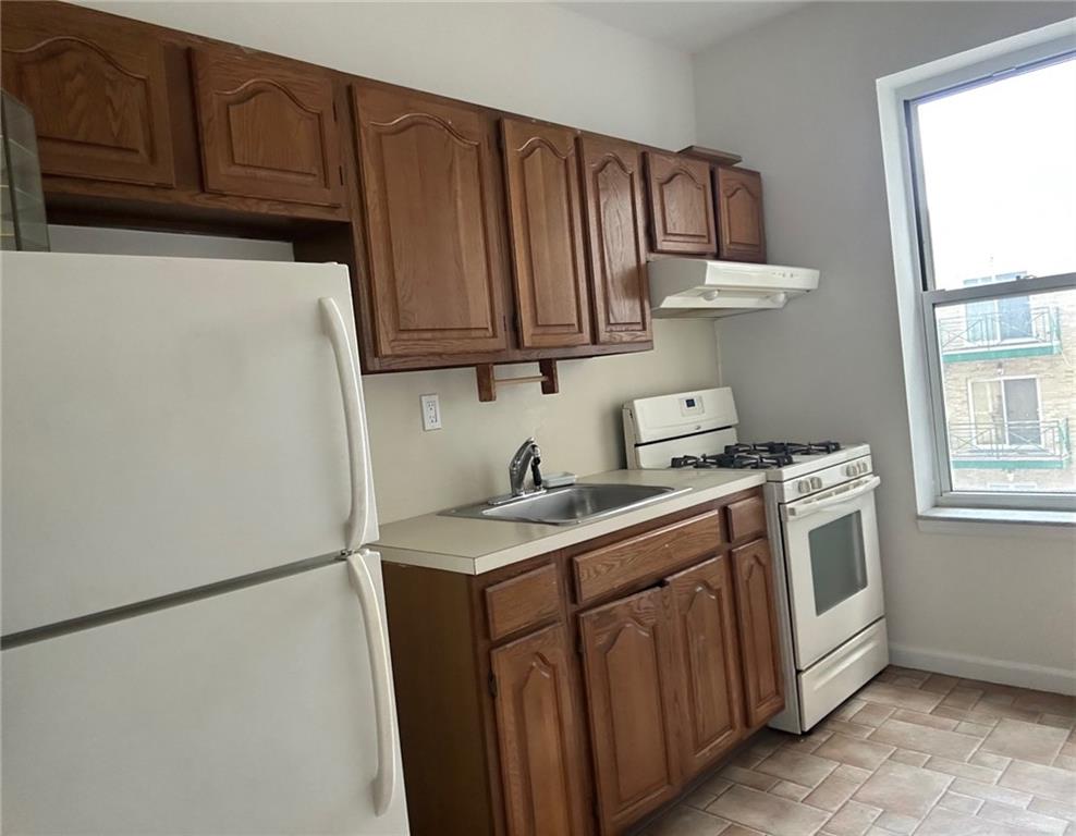 9031 Fort Hamilton Parkway Bay Ridge Brooklyn NY 11209