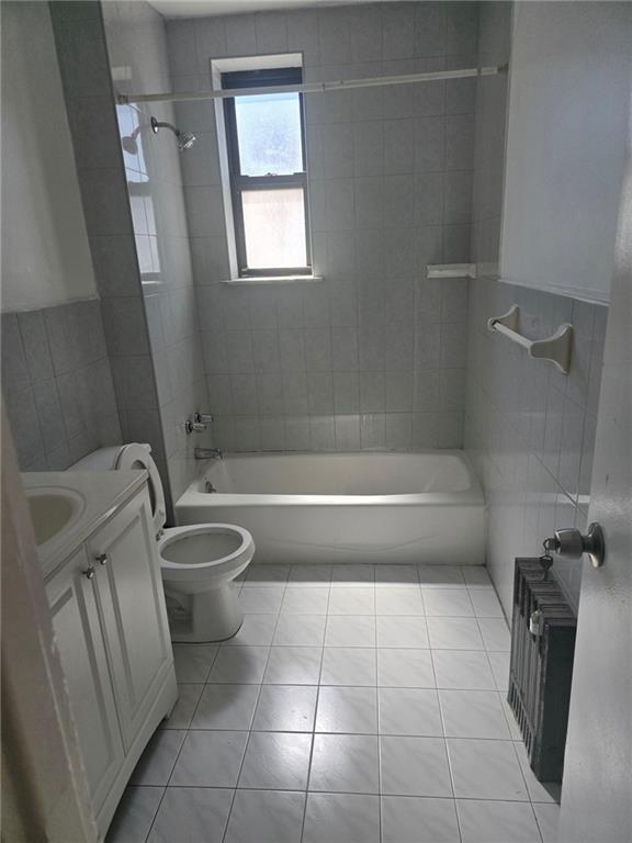 8423 14th Avenue Bensonhurst Brooklyn NY 11228