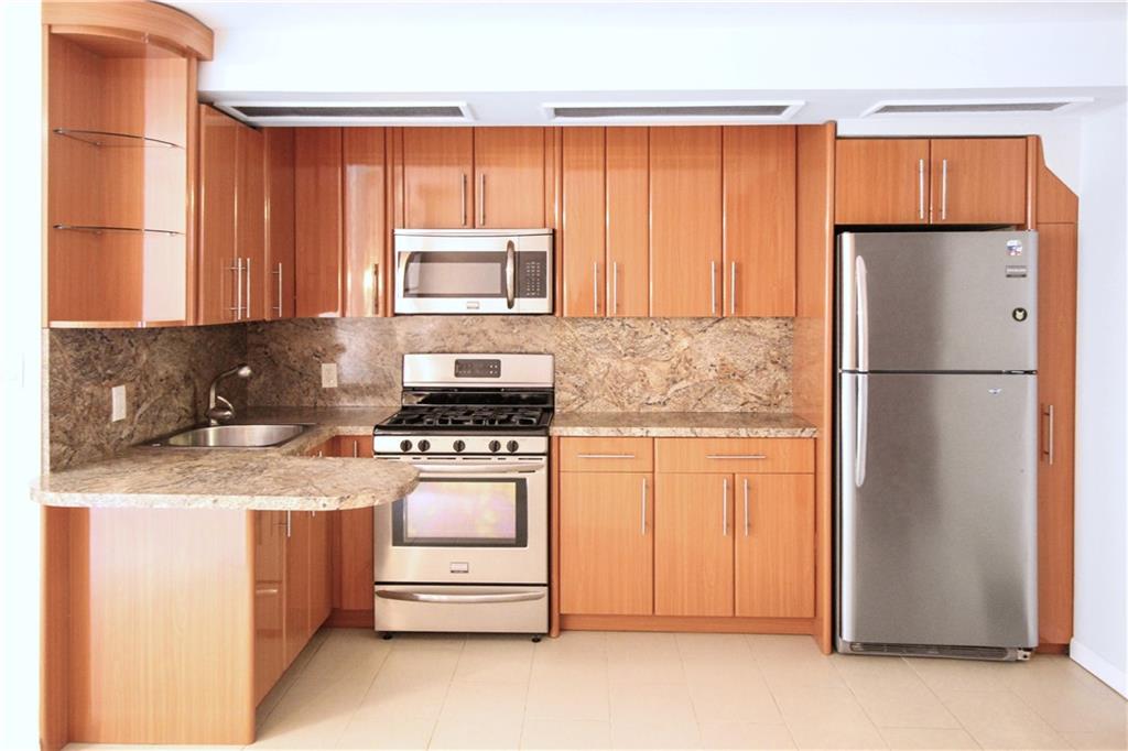 3099 Brighton 1st Place Brighton Beach Brooklyn NY 11235