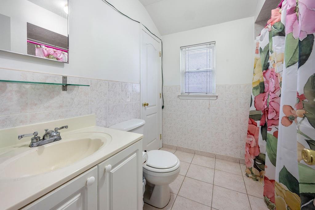 21 Leewood Loop Park Hill Staten Island NY 10304