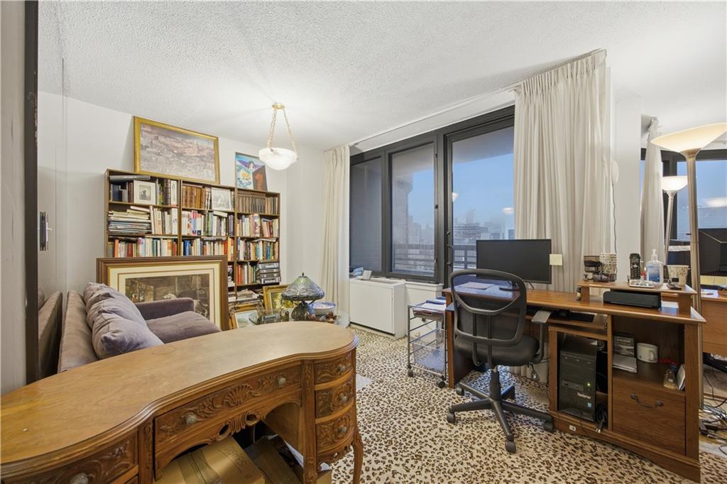 330 East 38th Street Murray Hill New York NY 10016