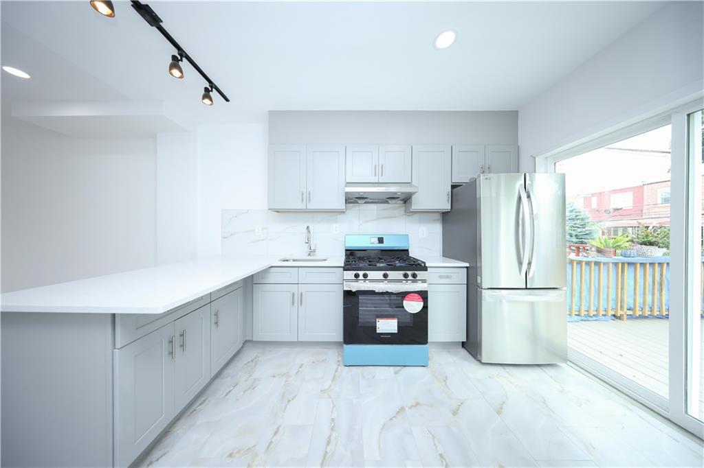 2225 East 27TH Street Sheepshead Bay Brooklyn NY 11219