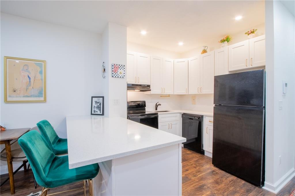 10104 4th Avenue Bay Ridge Brooklyn NY 11209