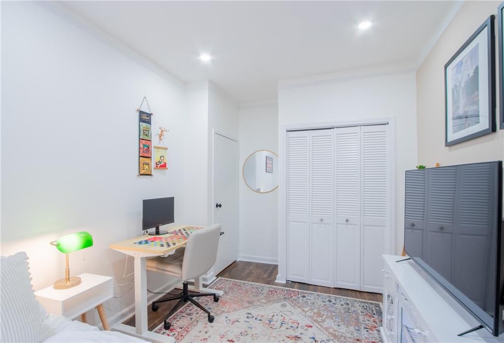 10104 4th Avenue Bay Ridge Brooklyn NY 11209