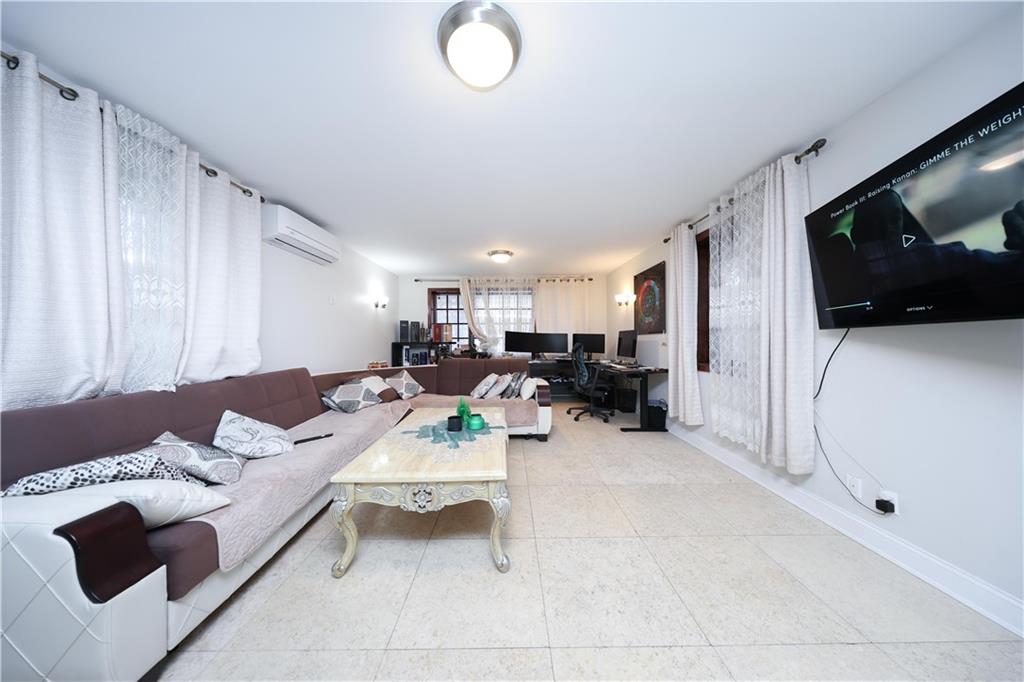 2568 East 2nd Street Gravesend Brooklyn NY 11223