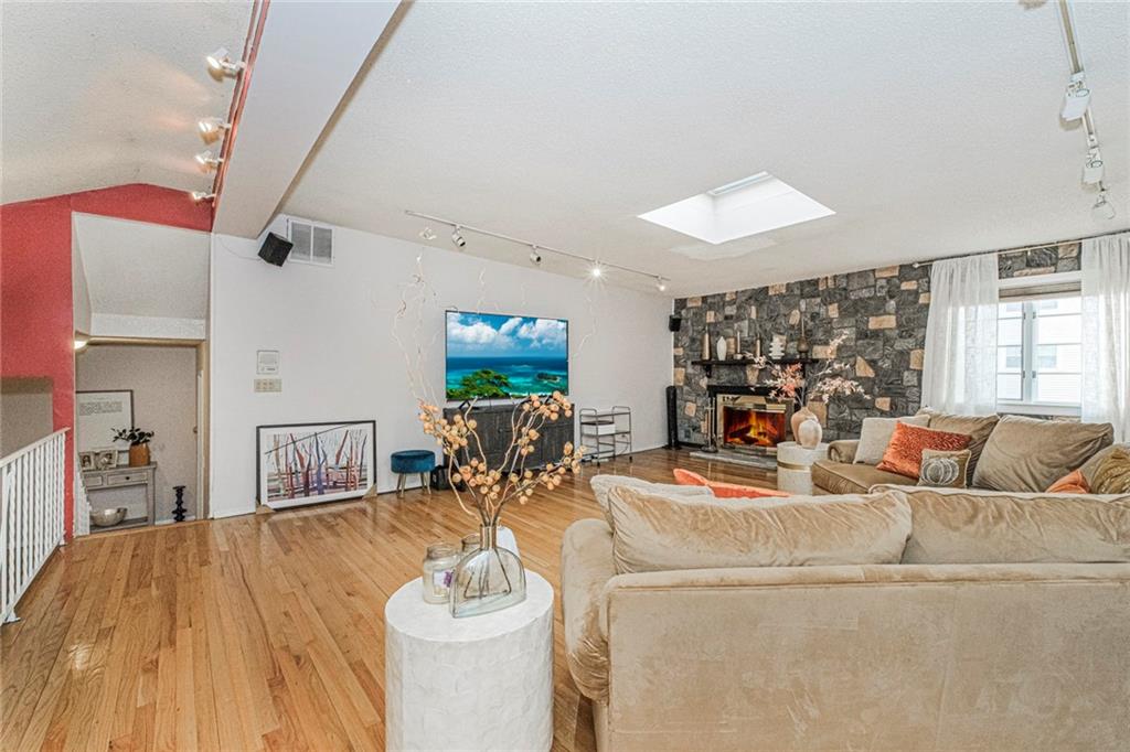 420 Stobe Avenue Midland Beach Staten Island NY 10306