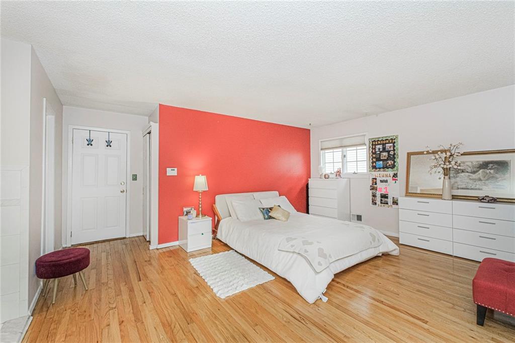 420 Stobe Avenue Midland Beach Staten Island NY 10306