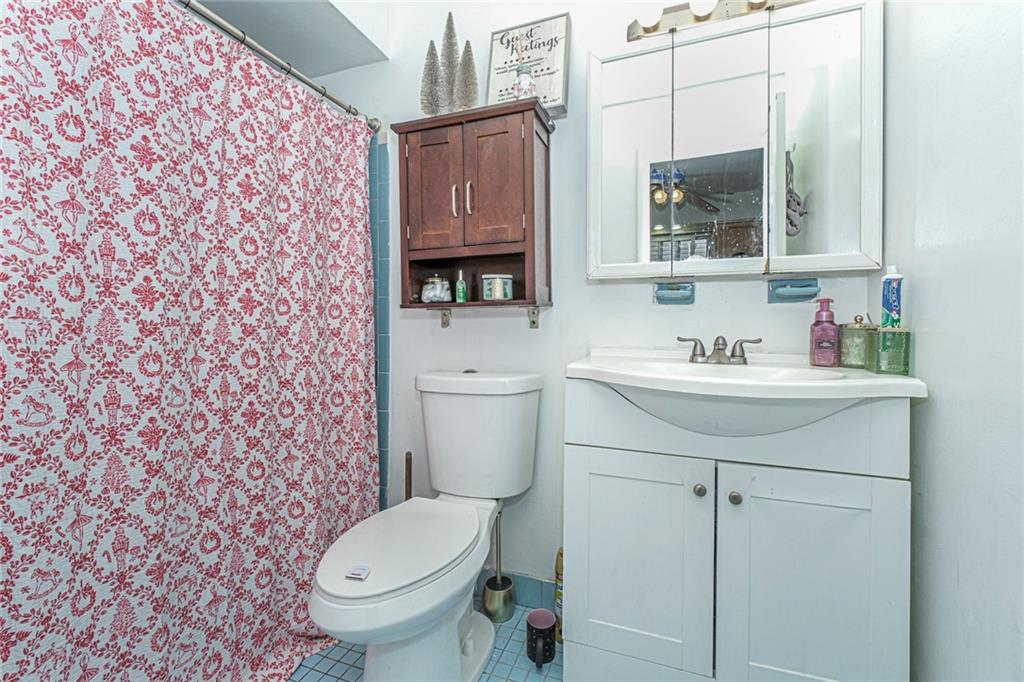 420 Stobe Avenue Midland Beach Staten Island NY 10306