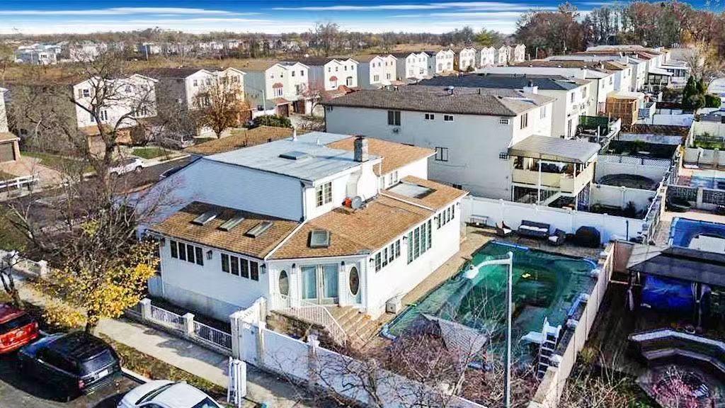 420 Stobe Avenue Midland Beach Staten Island NY 10306