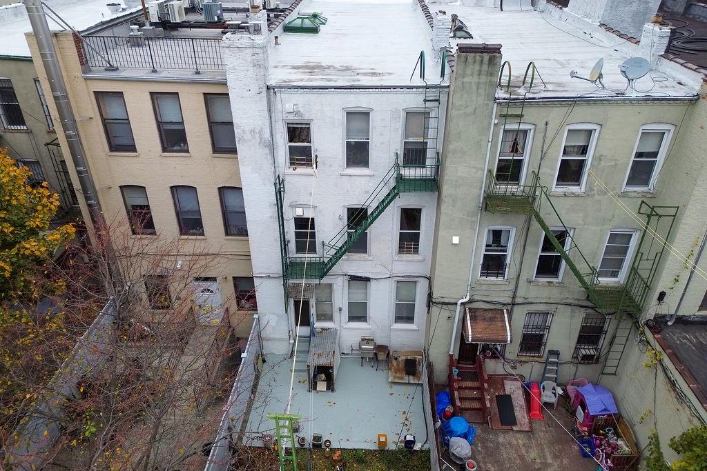 5209 Fort Hamilton Parkway Sunset Park Brooklyn NY 11219