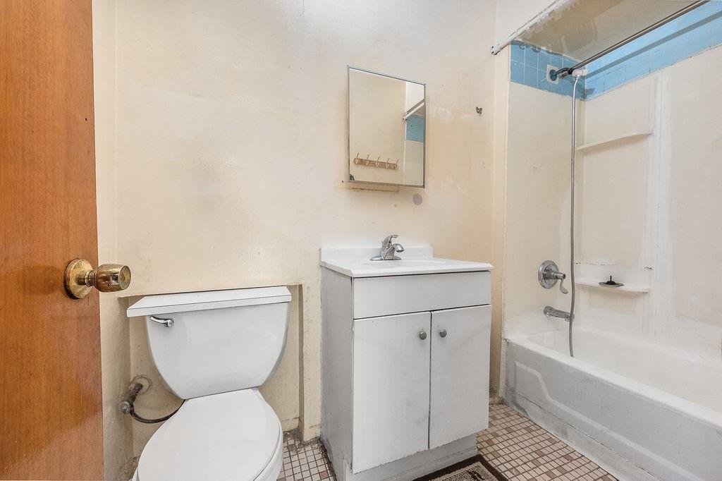 5209 Fort Hamilton Parkway Sunset Park Brooklyn NY 11219