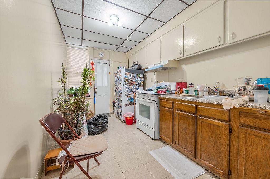 5209 Fort Hamilton Parkway Sunset Park Brooklyn NY 11219