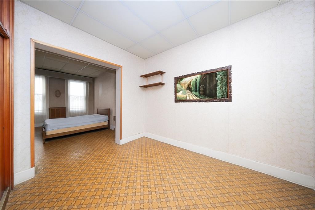 6821 16th Avenue Bensonhurst Brooklyn NY 11204