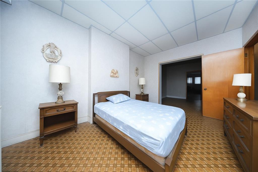 6821 16th Avenue Bensonhurst Brooklyn NY 11204