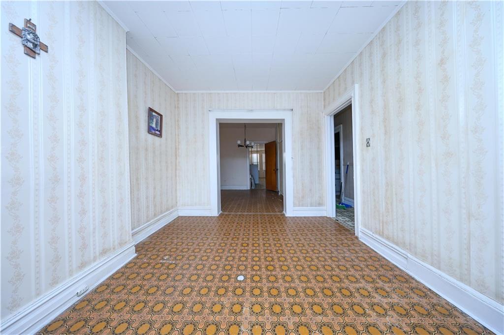 6821 16th Avenue Bensonhurst Brooklyn NY 11204