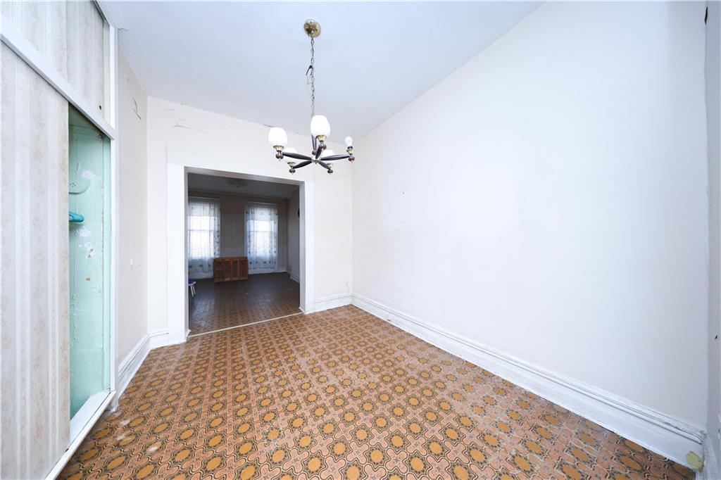 6821 16th Avenue Bensonhurst Brooklyn NY 11204