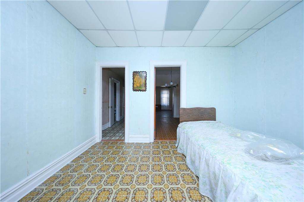 6821 16th Avenue Bensonhurst Brooklyn NY 11204