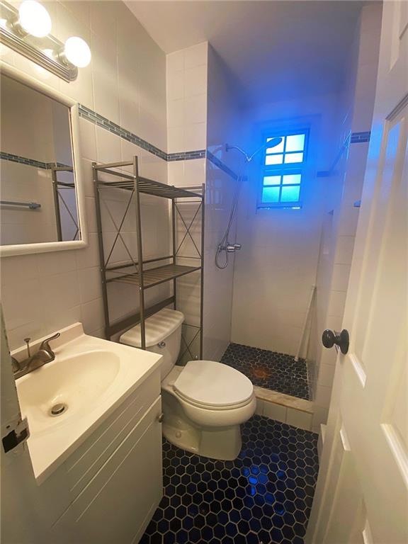 394 Maryland Avenue Rosebank Staten Island NY 10305