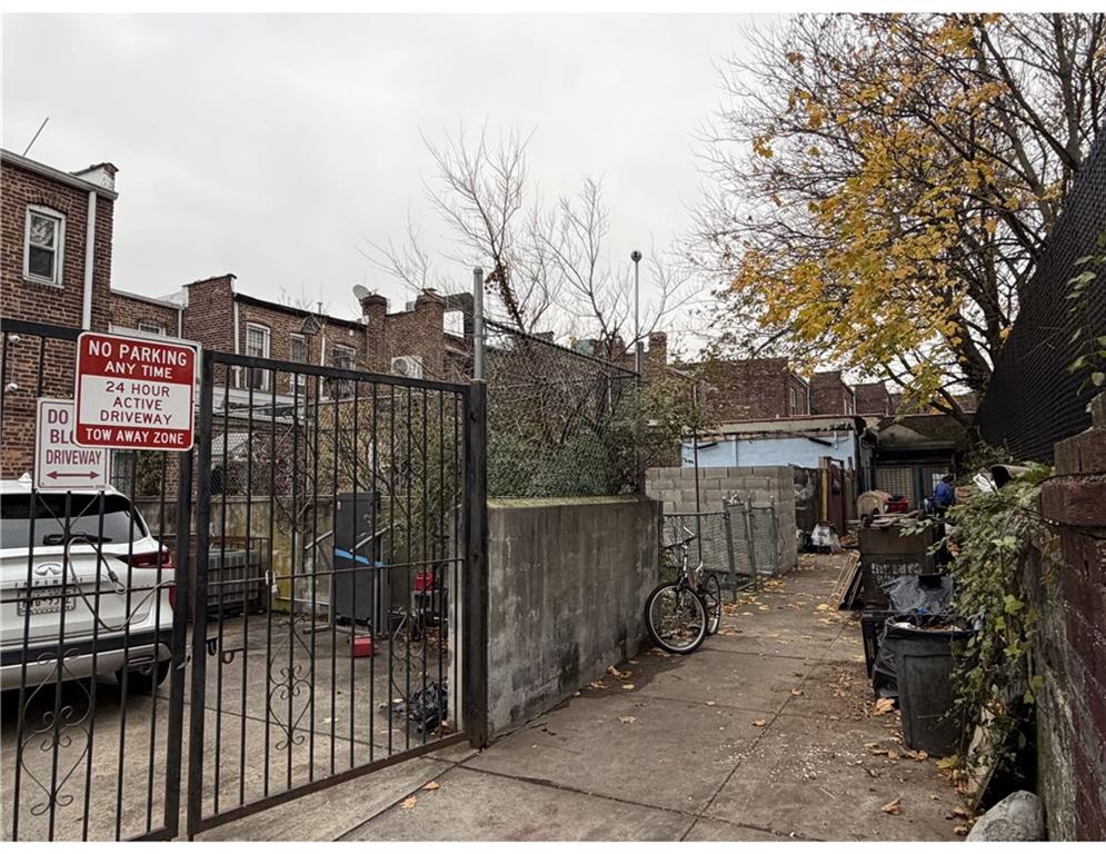 11106 Farmers Boulevard Saint Albans Queens NY 11412