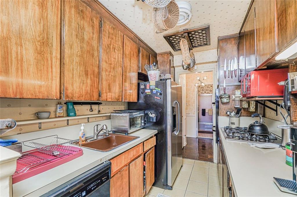 2711 Avenue X Sheepshead Bay Brooklyn NY 11235