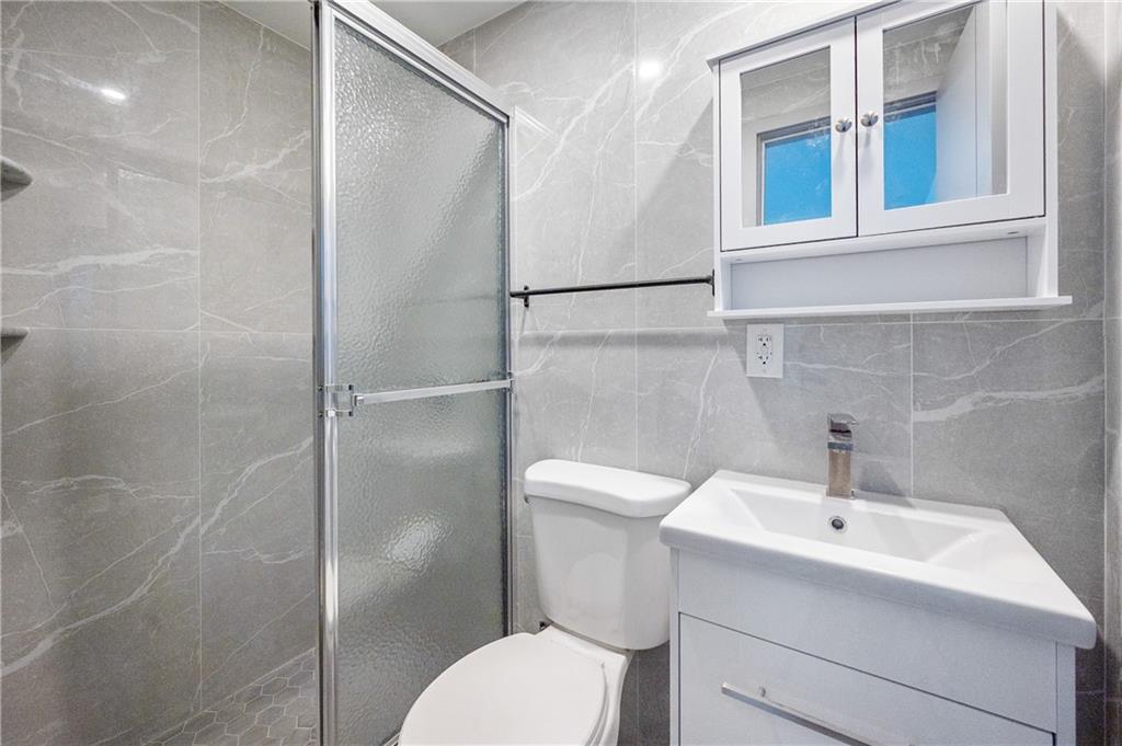 66-17 Clinton Avenue Maspeth Maspeth NY 11378