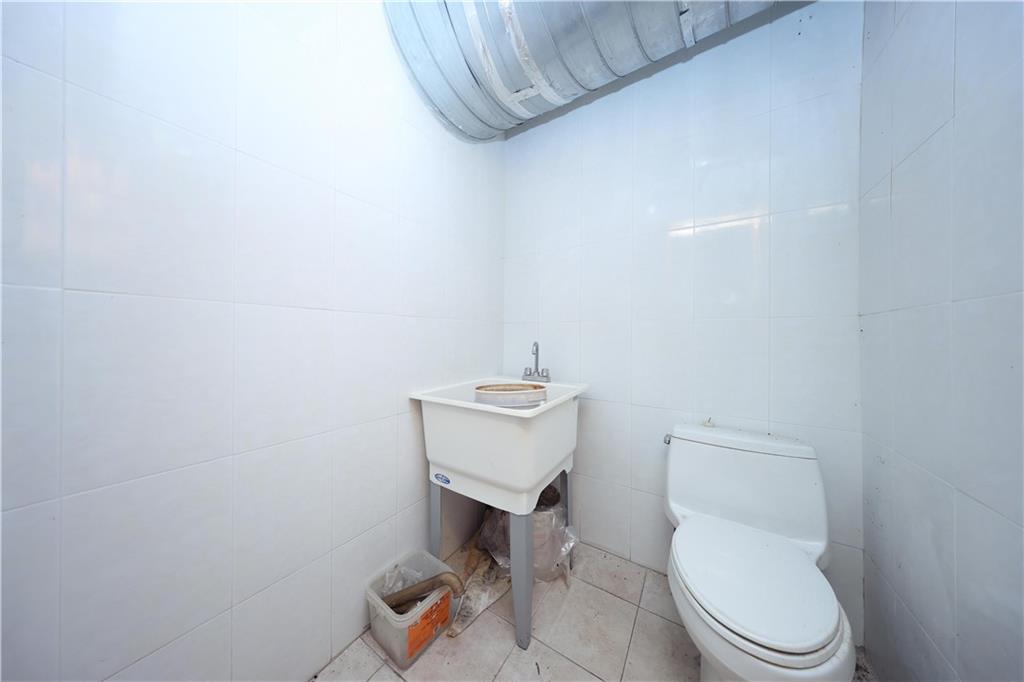 7616 18th Avenue Bensonhurst Brooklyn NY 11214