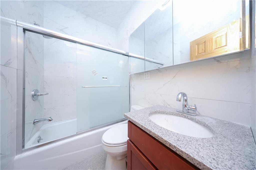 7616 18th Avenue Bensonhurst Brooklyn NY 11214