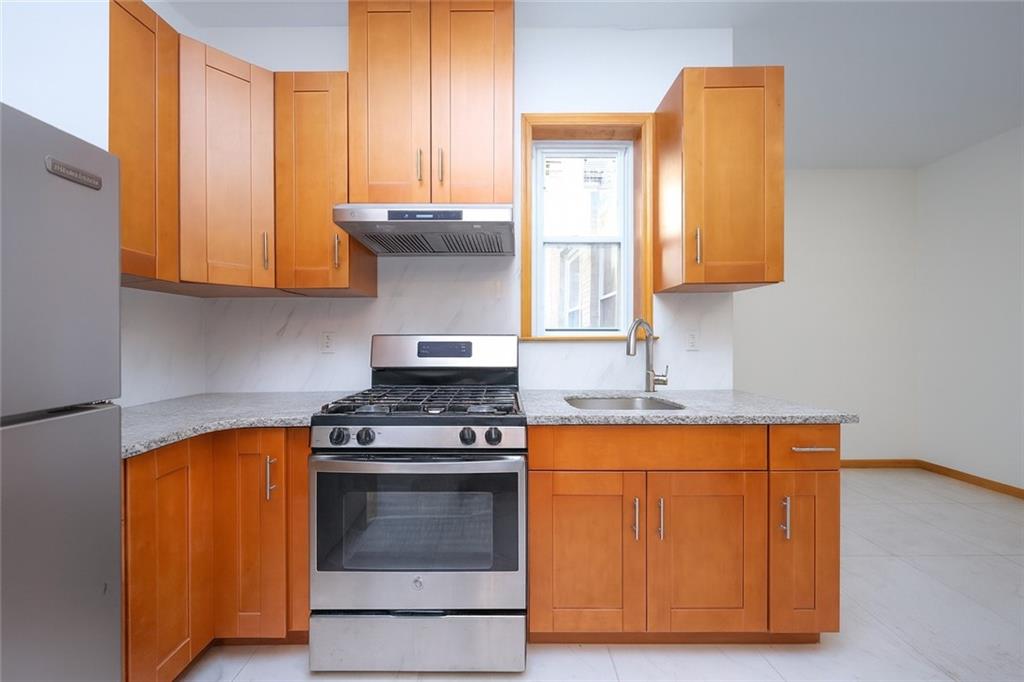 7616 18th Avenue Bensonhurst Brooklyn NY 11214